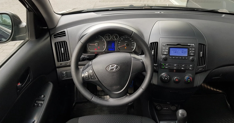 Hyundai I30 cena 20900 przebieg: 159533, rok produkcji 2010 z Susz małe 191